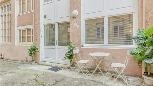 Apartments in Lyon - photo 5