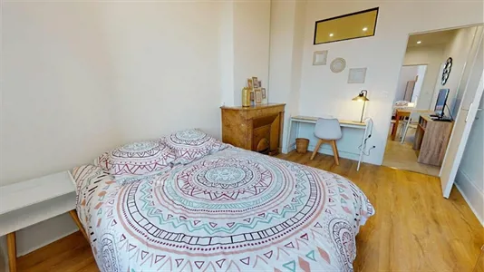 Rooms in Lyon - photo 2