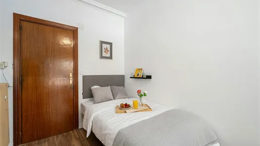 Rooms in Madrid Tetuán - photo 6