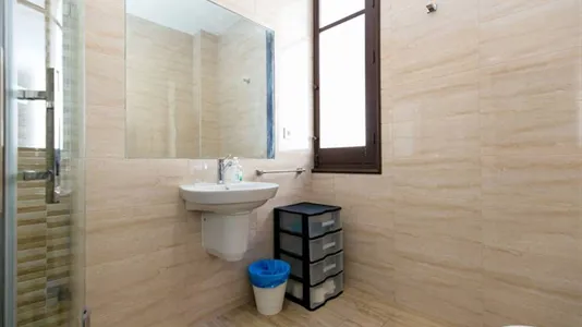 Rooms in Granada - photo 6