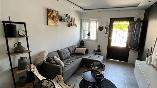 Houses in Santa Pola - photo 9