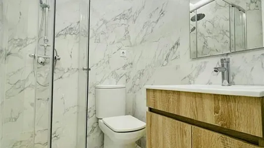 Rooms in Madrid Tetuán - photo 8