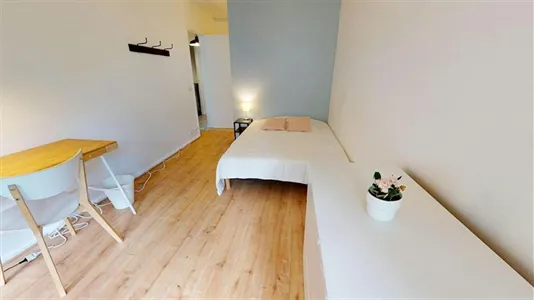 Rooms in Lyon - photo 2