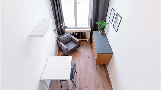 Rooms in Berlin Mitte - photo 10