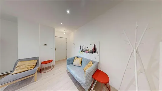 Rooms in Lyon - photo 6