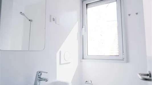 Rooms in Madrid Tetuán - photo 5