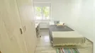 Room for rent, Madrid Ciudad Lineal, Madrid, &lt;span class=&quot;blurred street&quot; onclick=&quot;ProcessAdRequest(7970085)&quot;&gt;&lt;span class=&quot;hint&quot;&gt;See streetname&lt;/span&gt;[xxxxxxxxxxxxx]&lt;/span&gt;