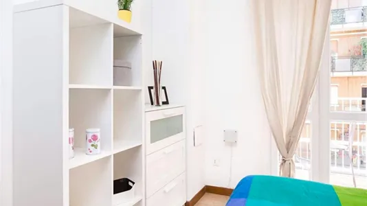 Rooms in Milano Zona 8 - Fiera, Gallaratese, Quarto Oggiaro - photo 4