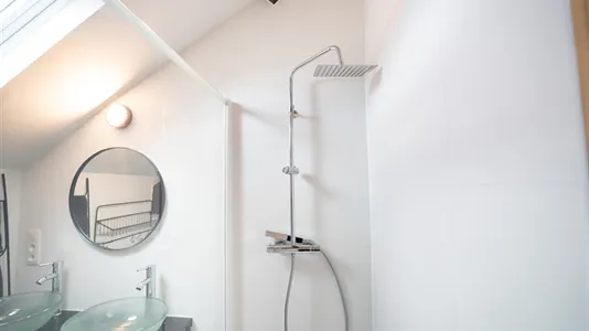 Rooms in La Louvière - photo 6