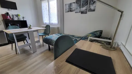 Apartments in Bordeaux - photo 5