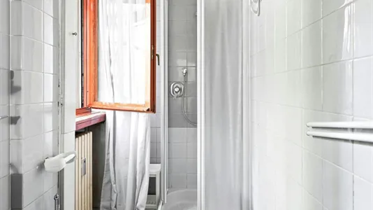 Rooms in Milano Zona 8 - Fiera, Gallaratese, Quarto Oggiaro - photo 3