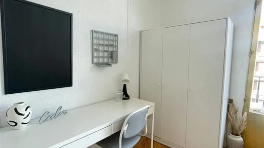Rooms in Madrid Retiro - photo 2