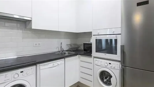 Rooms in Madrid Chamberí - photo 8