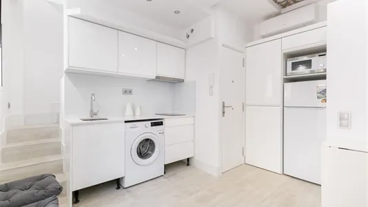 Apartments in Barcelona Ciutat Vella - photo 10