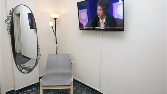 Rooms in Dafni-Ymittos - photo 10