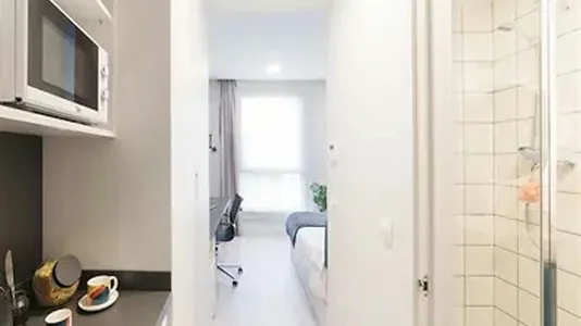 Rooms in Barcelona Les Corts - photo 9