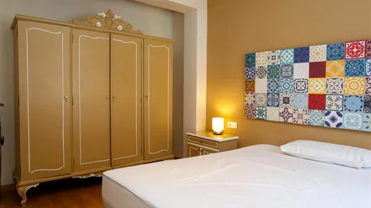 Rooms in Granada - photo 3