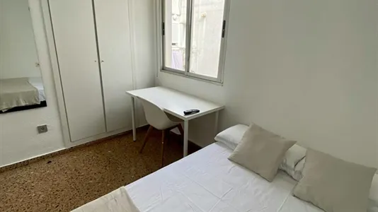 Rooms in Godelleta - photo 2