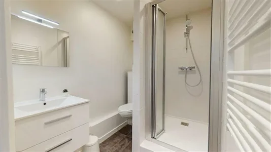 Apartments in Lyon - photo 9