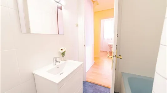 Rooms in Bilbao - photo 10