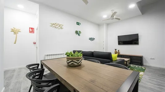 Rooms in Madrid Centro - photo 10