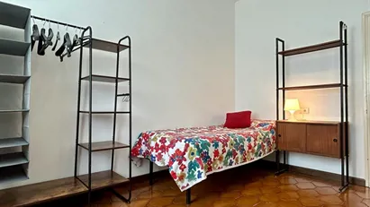 Room for rent in Milano Zona 8 - Fiera, Gallaratese, Quarto Oggiaro, Milan