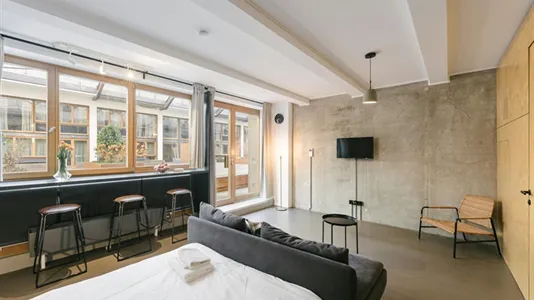 Apartments in Berlin Mitte - photo 3