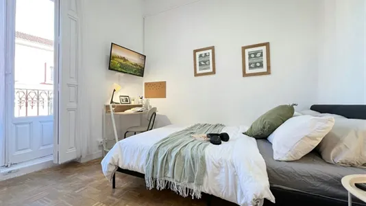 Rooms in Madrid Chamberí - photo 2