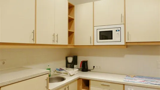 Apartments in Vienna Favoriten - photo 4