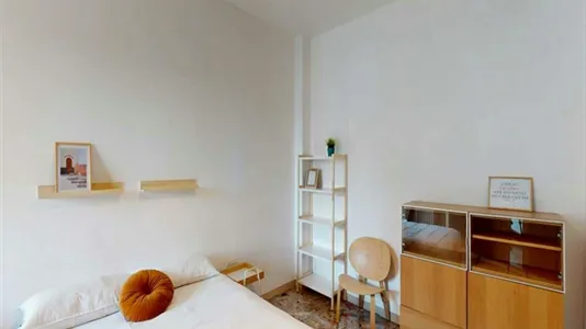 Rooms in Milano Zona 2 - Stazione Centrale, Gorla, Turro, Greco, Crescenzago - photo 6