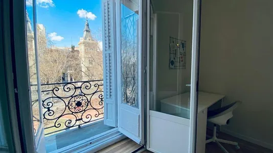 Rooms in Madrid Centro - photo 2