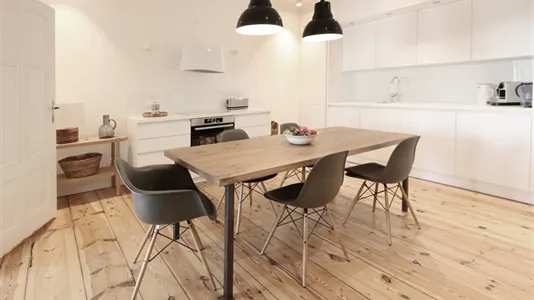 Apartments in Berlin Mitte - photo 4