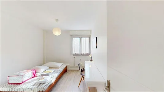 Rooms in Chambéry - photo 4