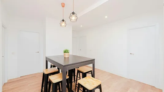 Rooms in Madrid Chamberí - photo 10