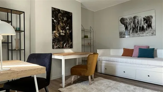 Rooms in Brussels Sint-Jans-Molenbeek - photo 2
