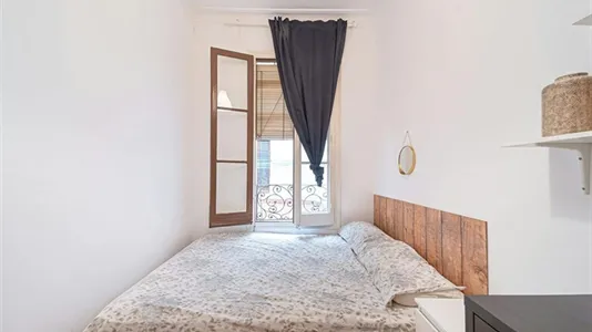 Rooms in Barcelona Ciutat Vella - photo 5