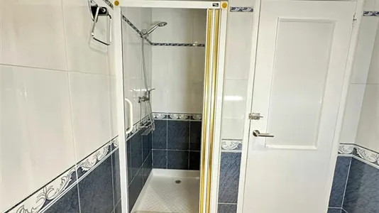 Rooms in Alcalá de Henares - photo 10