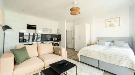 Apartments in Berlin Charlottenburg-Wilmersdorf - photo 1