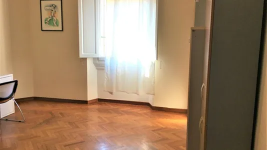Rooms in Florence - photo 4