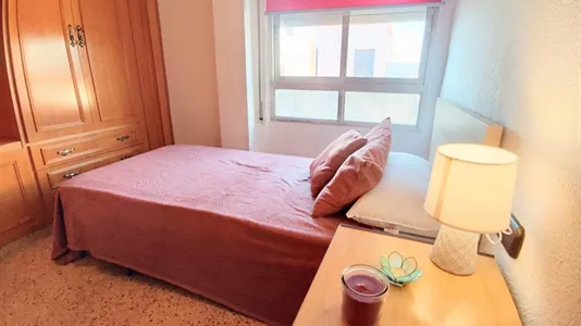 Rooms in Burjassot - photo 4