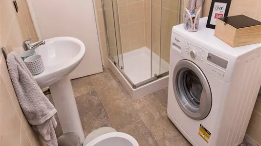 Rooms in Milano Zona 2 - Stazione Centrale, Gorla, Turro, Greco, Crescenzago - photo 9