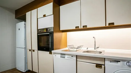 Rooms in Madrid Chamartín - photo 8