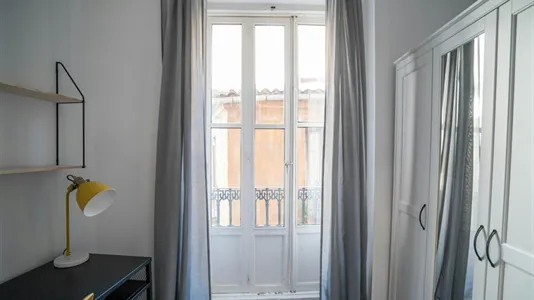 Rooms in Valencia Ciutat Vella - photo 5