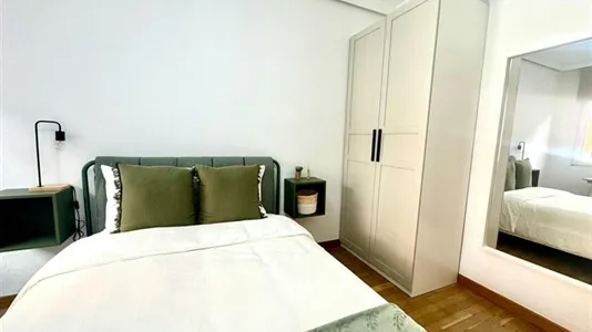 Rooms in Madrid Chamberí - photo 9