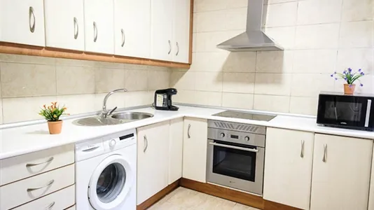 Rooms in Alcalá de Henares - photo 8