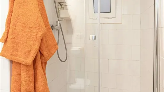 Rooms in Barcelona Eixample - photo 2