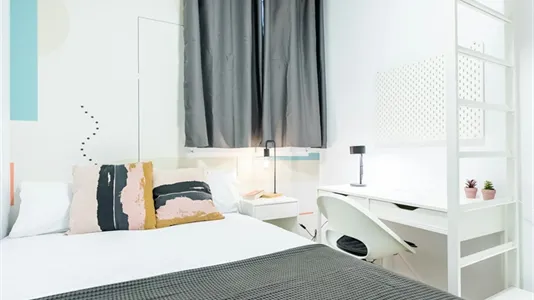 Rooms in Madrid Centro - photo 2