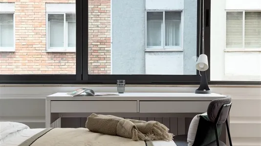 Rooms in Barcelona Sarrià-St. Gervasi - photo 5