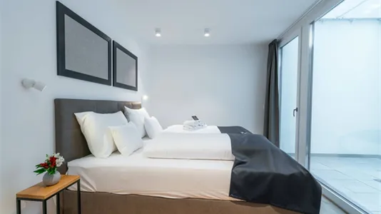 Apartments in Vienna Hietzing - photo 4