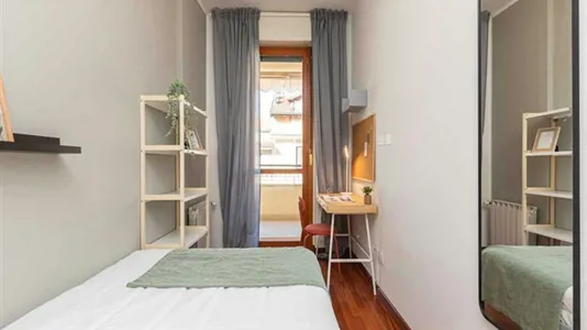 Rooms in Milano Zona 4 - Vittoria, Forlanini - photo 2